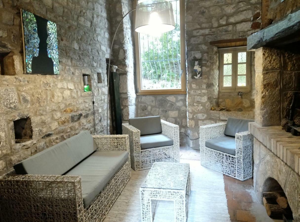 Ermitage De Peyreleau Bed and Breakfast Buitenkant foto